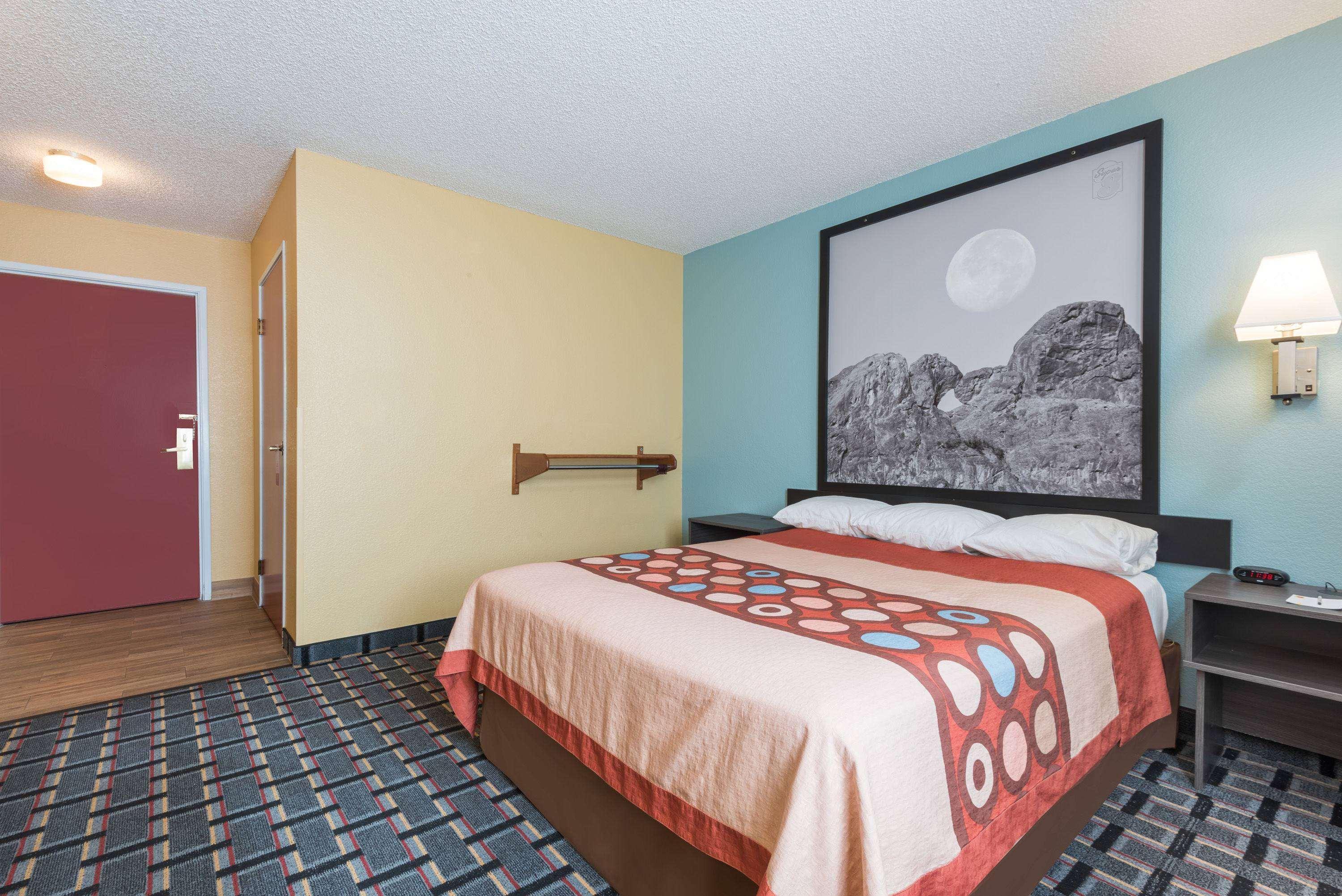Super 8 By Wyndham Henderson North East Denver Eksteriør bilde