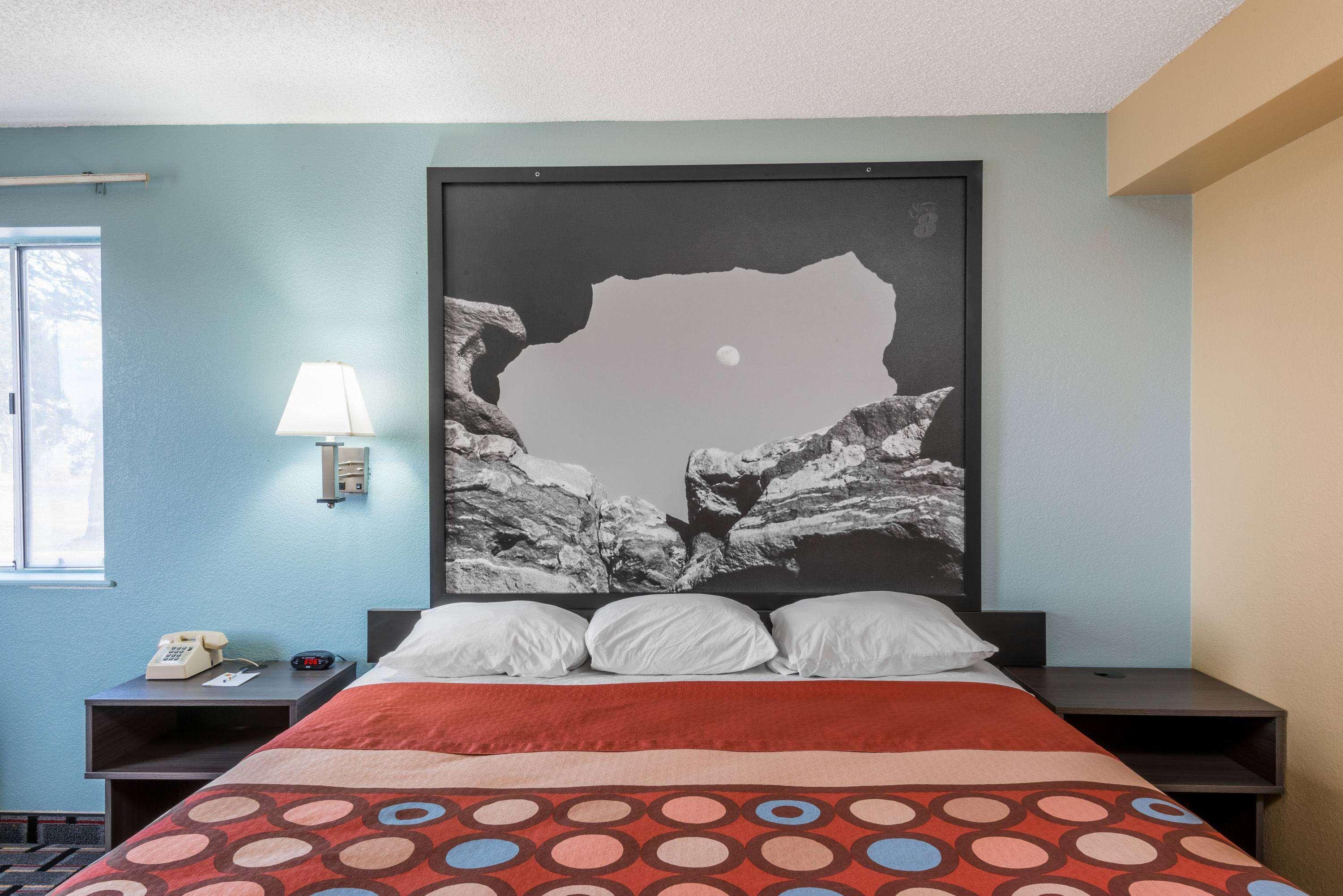 Super 8 By Wyndham Henderson North East Denver Eksteriør bilde