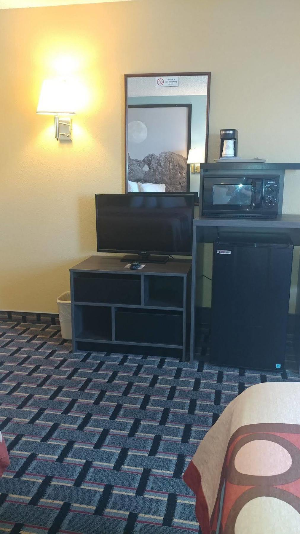 Super 8 By Wyndham Henderson North East Denver Eksteriør bilde